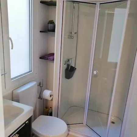 Mobile Kailani Nr 121, Porton Biondi Ρόβινι
