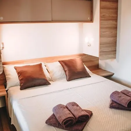 Mobile Kailani Nr 121, Porton Biondi Κάμπινγκ