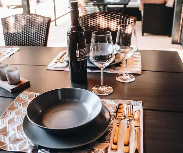 Mobile Kailani Nr 121, Porton Biondi * רוביני